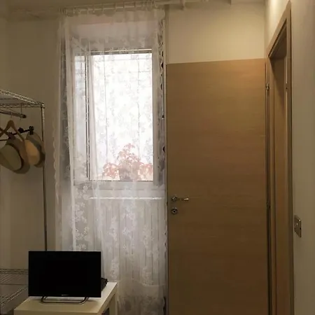 Verdi's شقة