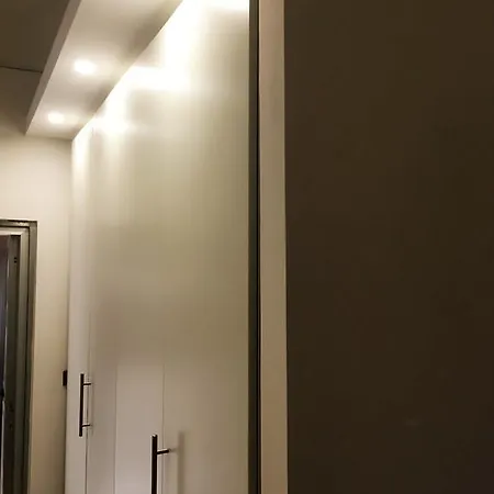 Verdi's شقة